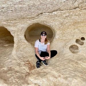Meet your Posher, Hannah